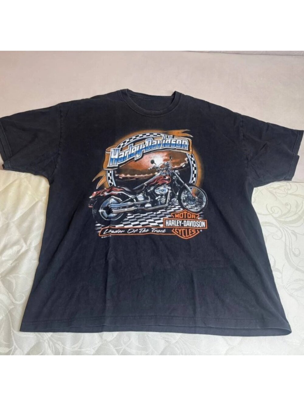 Vintage 2001 Harley Davidson T-Shirt Leader Of The Track Black Graphic Tee